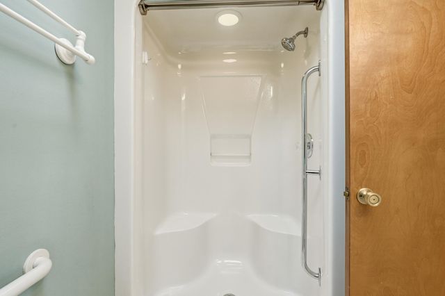 400 Commanche Drive, Lowell, IN 46356