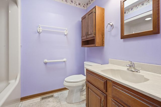 400 Commanche Drive, Lowell, IN 46356