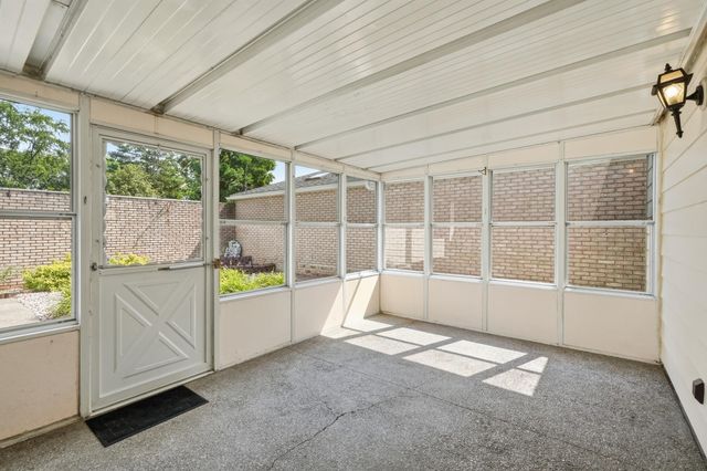 400 Commanche Drive, Lowell, IN 46356