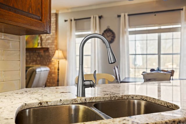 15 Castle Heights, Cabot, AR 72023