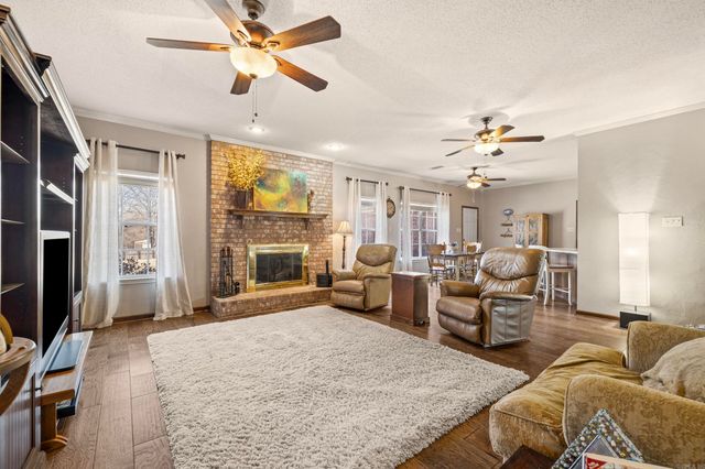 15 Castle Heights, Cabot, AR 72023