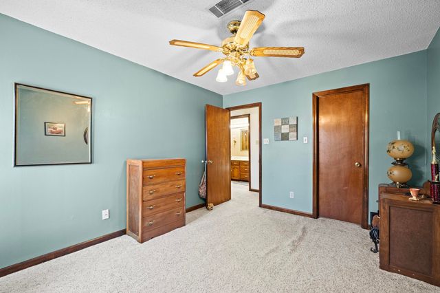 15 Castle Heights, Cabot, AR 72023