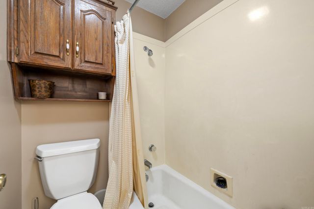 15 Castle Heights, Cabot, AR 72023