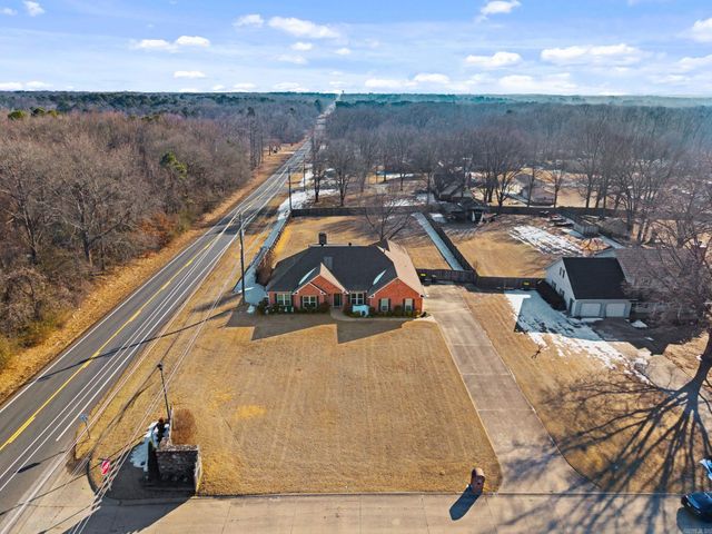 15 Castle Heights, Cabot, AR 72023