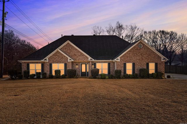 15 Castle Heights, Cabot, AR 72023