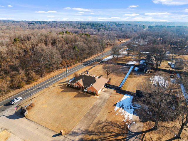 15 Castle Heights, Cabot, AR 72023