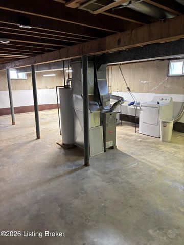 9407 Shanna Dr, Jeffersontown, KY 40299