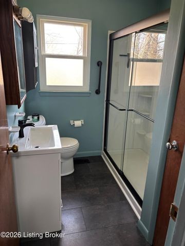 9407 Shanna Dr, Jeffersontown, KY 40299