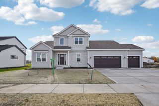 9157 S Overlook WAY, Franklin, WI 53132