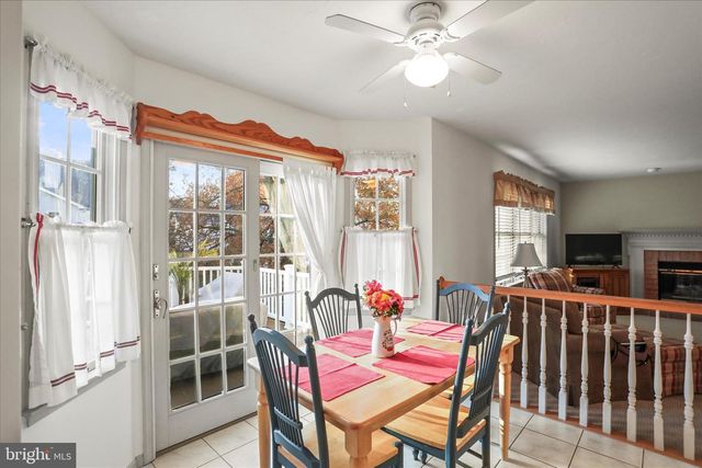 32 MAGNOLIA LN, Hanover, PA 17331