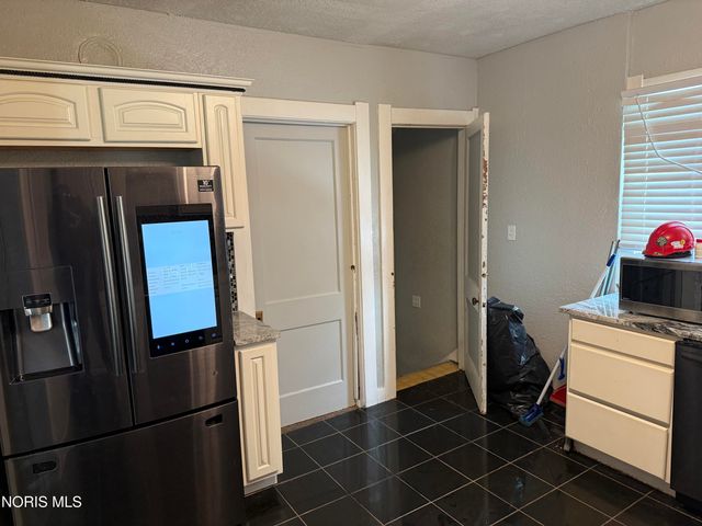 1031 Prospect Avenue, Toledo, OH 43606