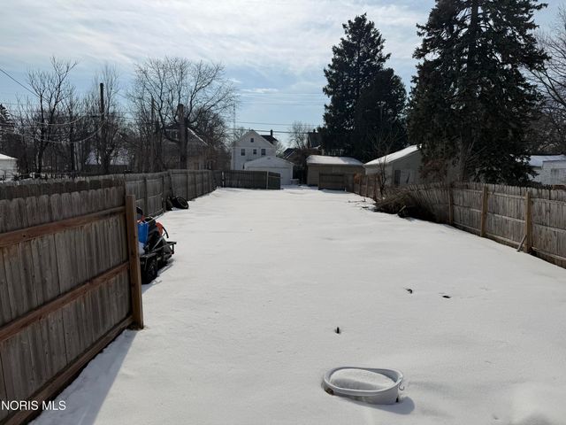 1031 Prospect Avenue, Toledo, OH 43606