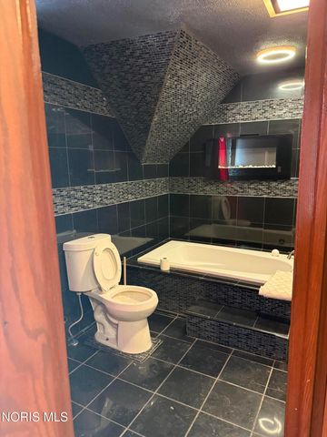 1031 Prospect Avenue, Toledo, OH 43606