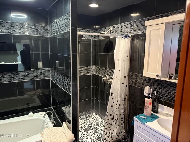 1031 Prospect Avenue, Toledo, OH 43606