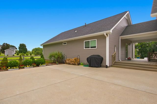 3816 Petty Ln, Columbia, TN 38401