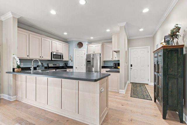 3816 Petty Ln, Columbia, TN 38401
