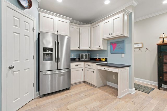 3816 Petty Ln, Columbia, TN 38401