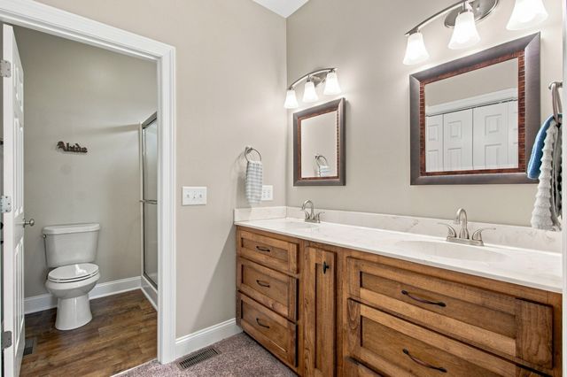 3816 Petty Ln, Columbia, TN 38401