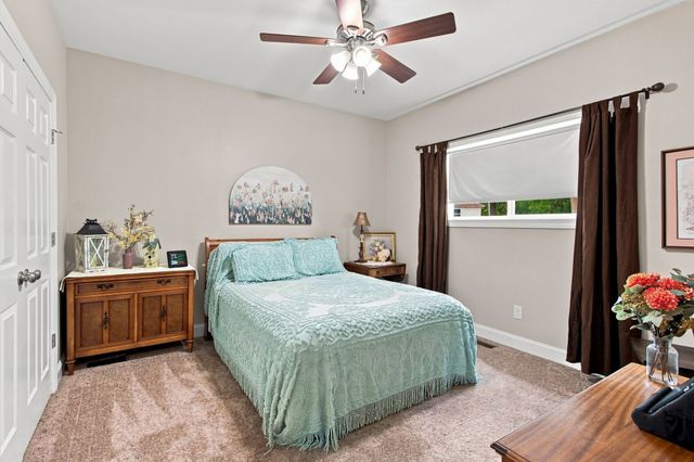 3816 Petty Ln, Columbia, TN 38401