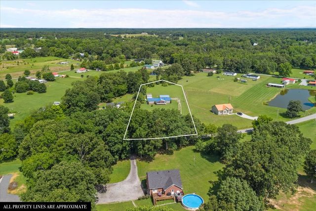 1112 Garners Creek Rd, Dickson, TN 37055
