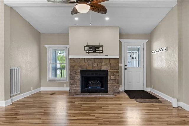 1112 Garners Creek Rd, Dickson, TN 37055