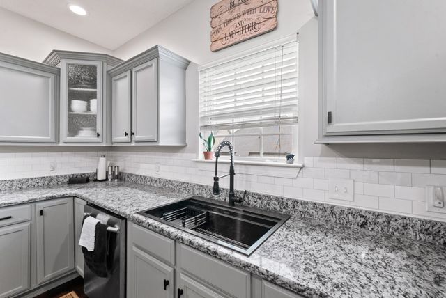 874 Daybreak Dr, Antioch, TN 37013