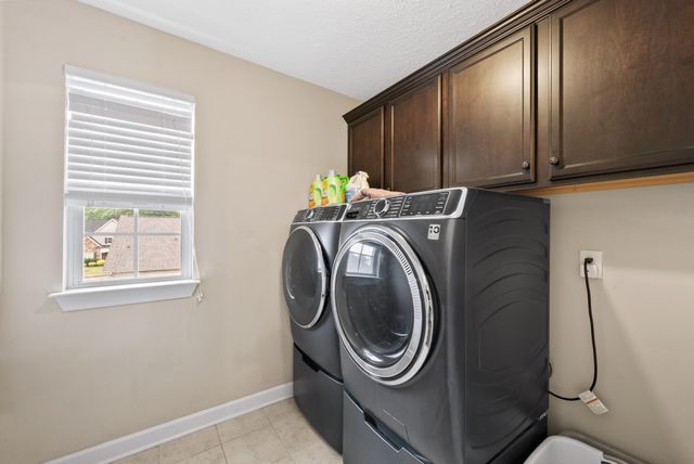 874 Daybreak Dr, Antioch, TN 37013