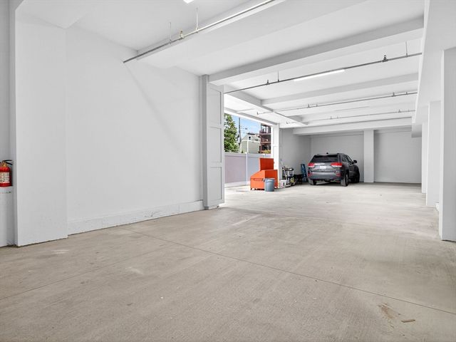 551 E 7th St 3, Boston, MA 02127