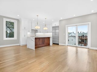 551 E 7th St 3, Boston, MA 02127