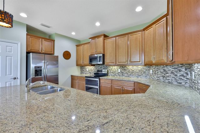 803 CHIPPER DRIVE, Sun City Center, FL 33573