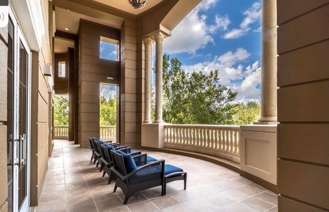 400 Kelly Plantation Drive UNIT 402, Destin, FL 32541