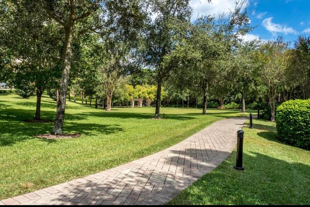 400 Kelly Plantation Drive UNIT 402, Destin, FL 32541