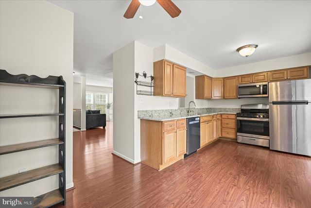 10 ALMADEN PL, Gaithersburg, MD 20878