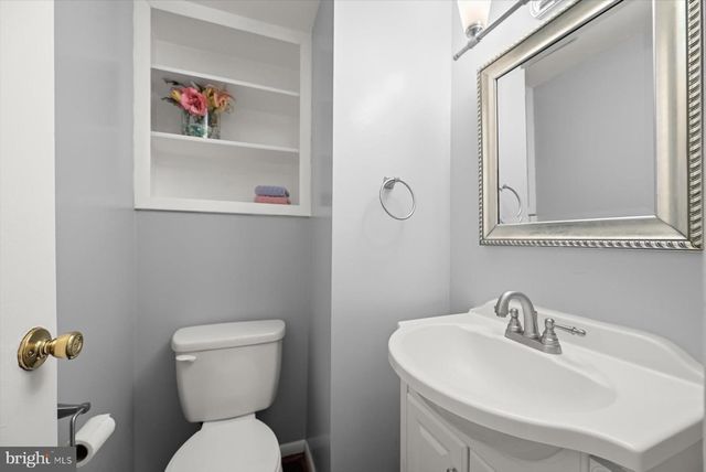 10 ALMADEN PL, Gaithersburg, MD 20878