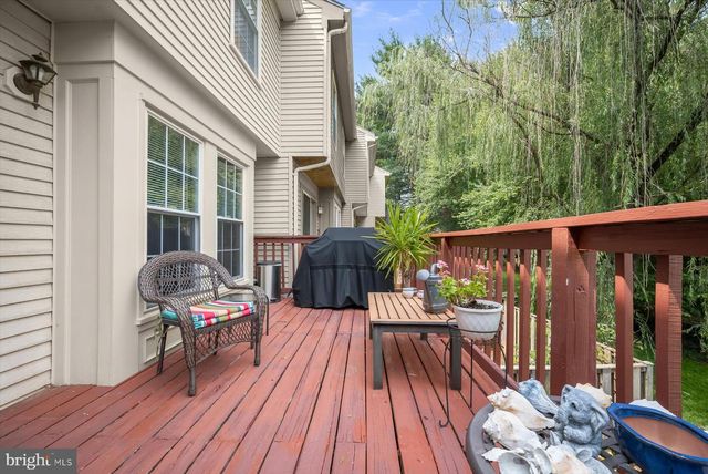 10 ALMADEN PL, Gaithersburg, MD 20878