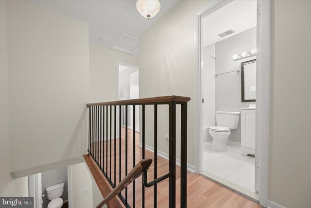 10 ALMADEN PL, Gaithersburg, MD 20878