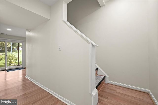 10 ALMADEN PL, Gaithersburg, MD 20878