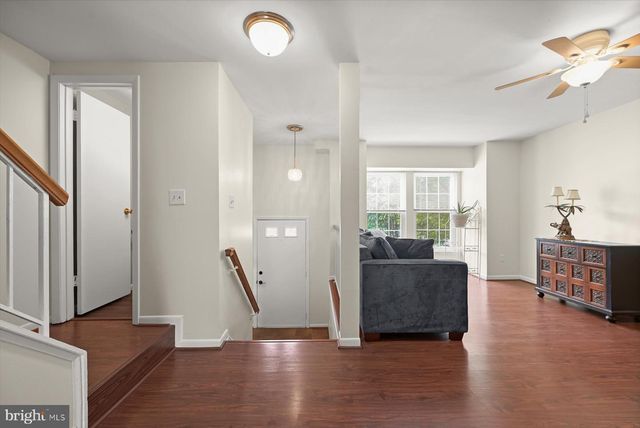 10 ALMADEN PL, Gaithersburg, MD 20878