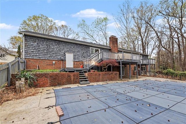 3908 Oak Hollow Court, High Point, NC 27265