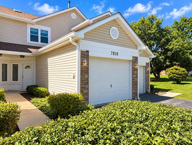 7818 Darien Lake Drive, Darien, IL 60561
