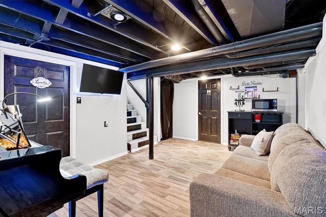 300 S Charles Street, Edwardsville, IL 62025