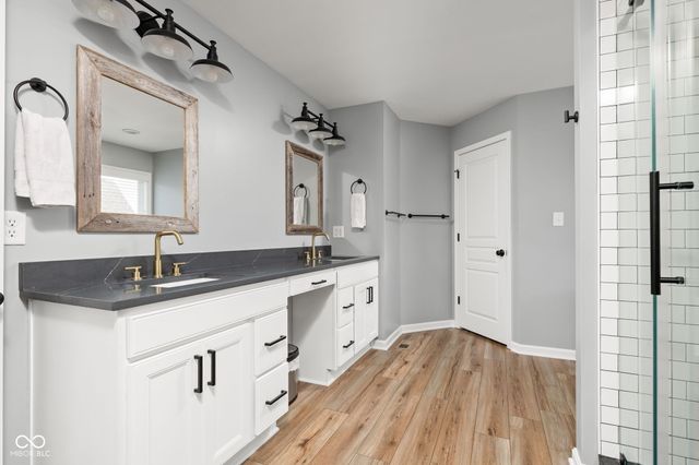 9204 Brookstone Place, Zionsville, IN 46077