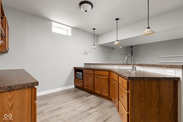 9204 Brookstone Place, Zionsville, IN 46077