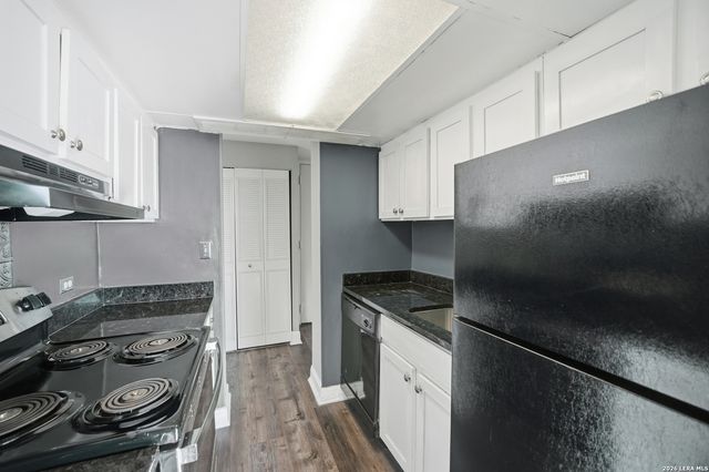 7039 San Pedro Ave Apt 810, San Antonio, TX 78216