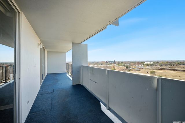 7039 San Pedro Ave Apt 810, San Antonio, TX 78216