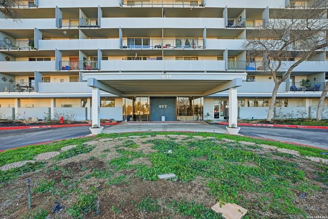 7039 San Pedro Ave Apt 810, San Antonio, TX 78216