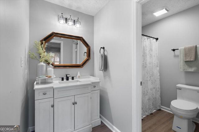 11 Ridgeview Drive SE, Silver Creek, GA 30173