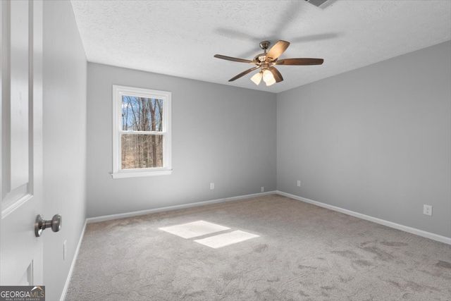 11 Ridgeview Drive SE, Silver Creek, GA 30173