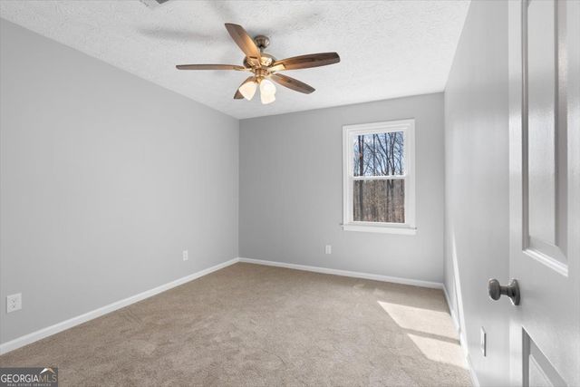 11 Ridgeview Drive SE, Silver Creek, GA 30173