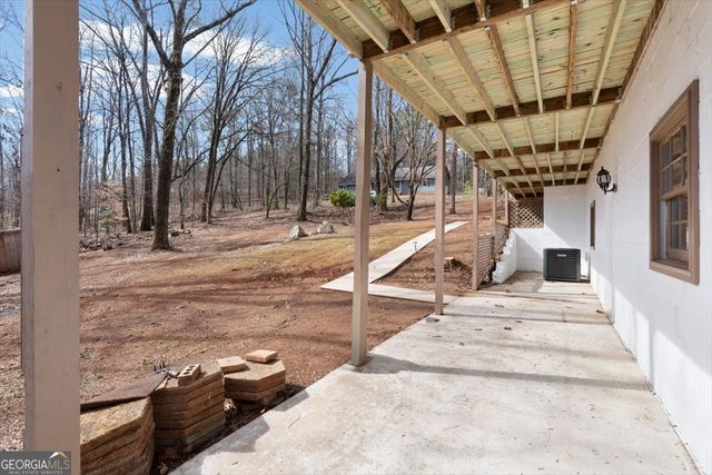 11 Ridgeview Drive SE, Silver Creek, GA 30173